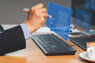 Alex Nabuco dos Santos ressalta que a digitalização dos processos trouxe agilidade e segurança às operações imobiliárias.