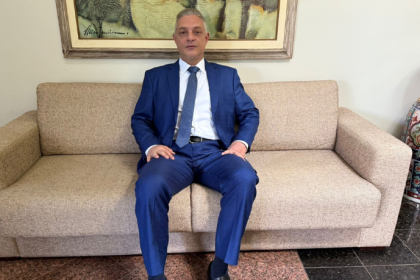 Leonardo Manzan analisa como o IBS e a CBS alteram o planejamento financeiro e contratual das usinas solares e eólicas.